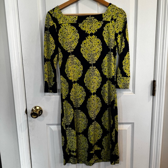 Lilly Pulitzer 100% Silk Shift Dress Navy Green Medallion 3/4 Sleeve Size 6 - Picture 13 of 13